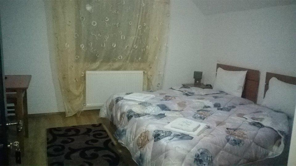 Karisma Kriss Hotel Сучевица Екстериор снимка